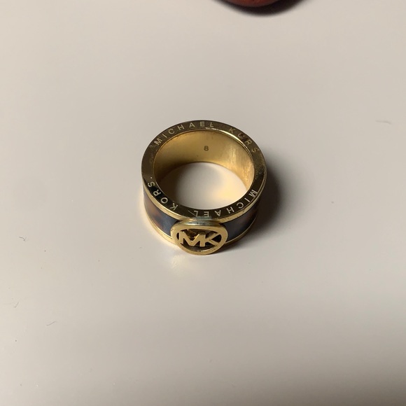 Michael Kors Ring - Picture 1 of 2